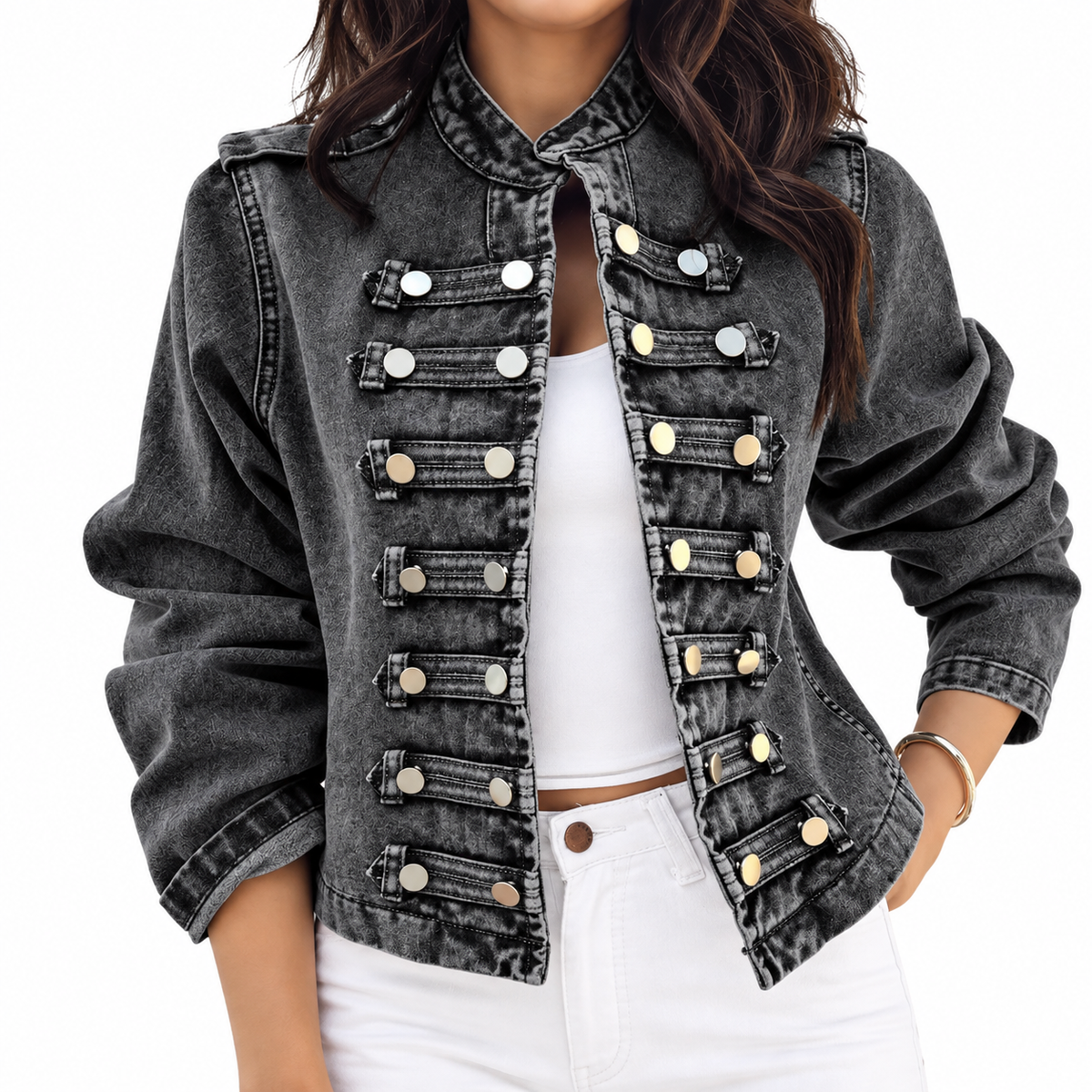 Chaqueta vaquera con botones simétricos